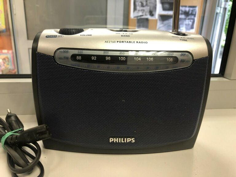 RADIO PHILIPS AE2160 + KABEL