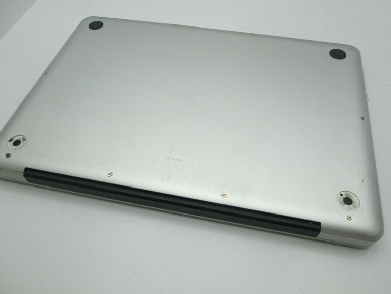 LAPTOP MACBOOK PRO MID 7.1 2010
