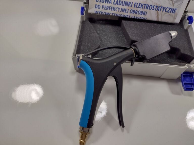 PISTOLET IONSTAR ANTYSTATYCZNY JAK NOWY