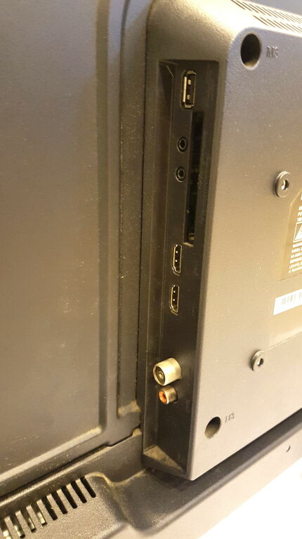 telewizor-krugermatz-km0232t-pilot-opis-typ-telewizora-inny