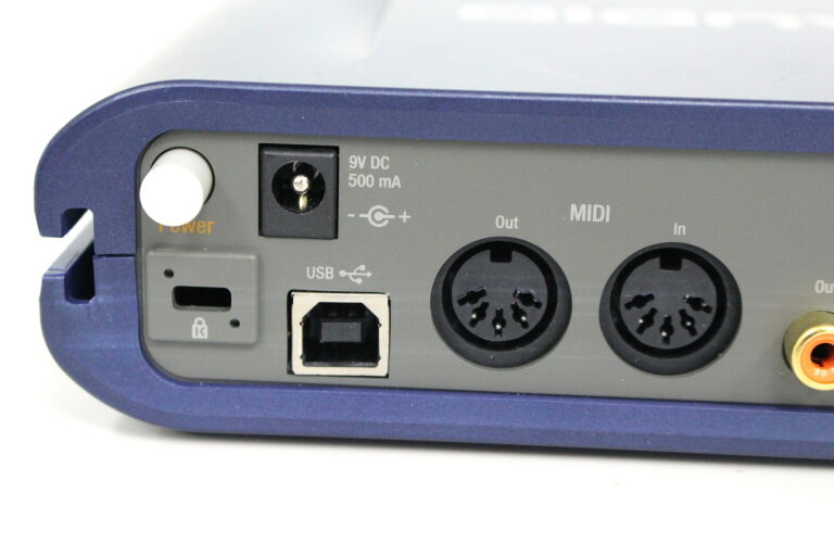M-AUDIO FAST TRACK PRO INTERFEJS USB 4X4