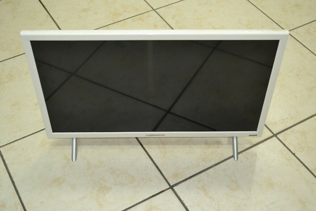 telewizor-thomson-22-cale-okazja-delikatna-wada-rynek-18-bochnia