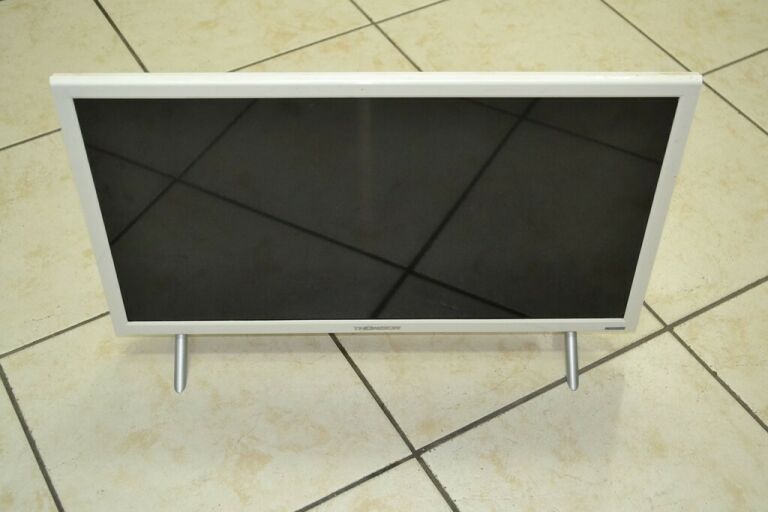 telewizor-thomson-22-cale-okazja-delikatna-wada-rynek-18-bochnia