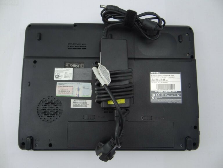 LAPTOP TOSHIBA SATELLITE L300-2C7 2GB/320GB