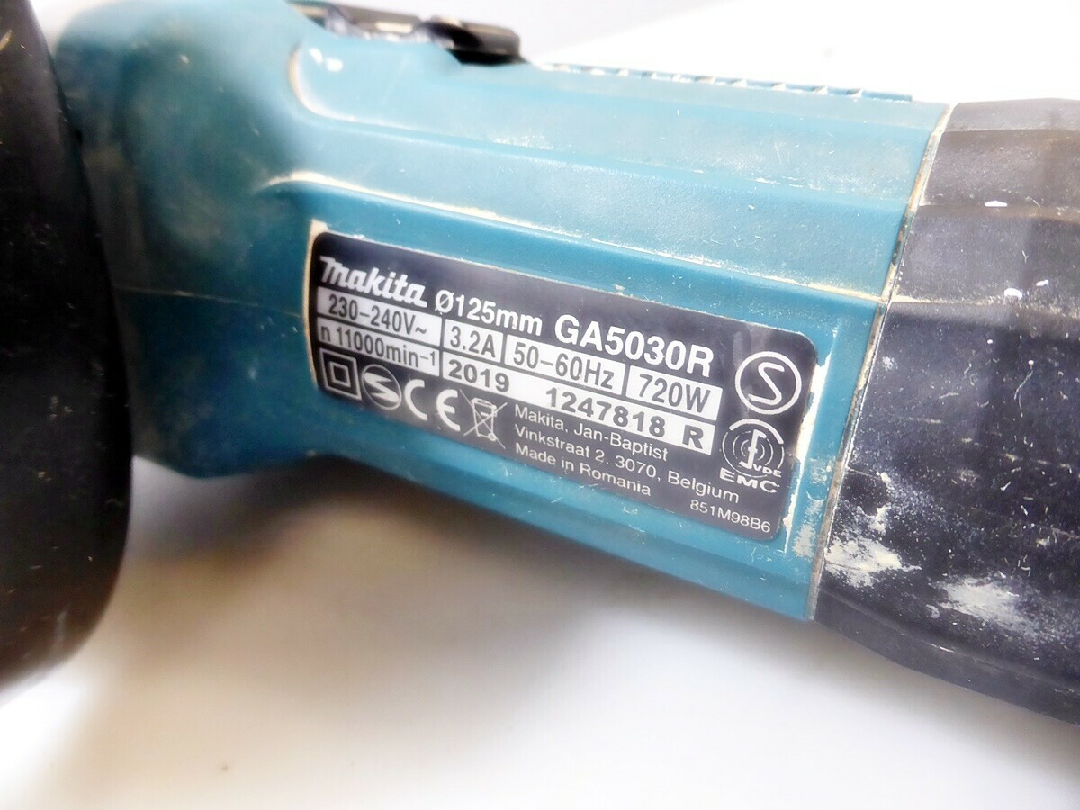 szlifierka-katowa-makita-ga5030r-rodzaj-zasilania-sieciowa