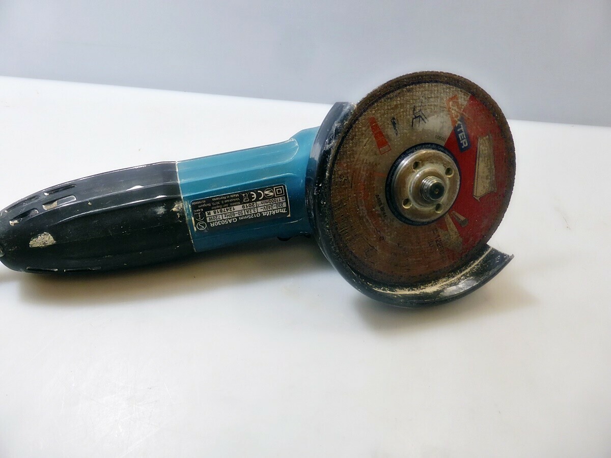szlifierka-katowa-makita-ga5030r-rodzaj-katowa