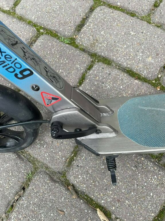 HULAJNOGA OXELO MID 9 NIEBIESKA HAMULEC STOPKA
