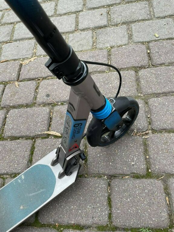 HULAJNOGA OXELO MID 9 NIEBIESKA HAMULEC STOPKA