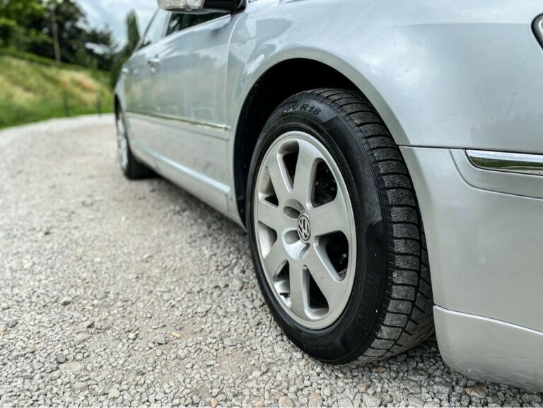 VOLKSWAGEN PHAETON LONG 6.0 W12 420KM