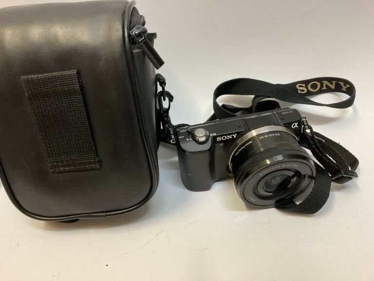 APARAT SONY ALPHA A5 ILC5000