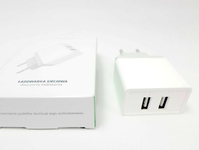 ŁADOWARKA 2 USB MOBILBOX