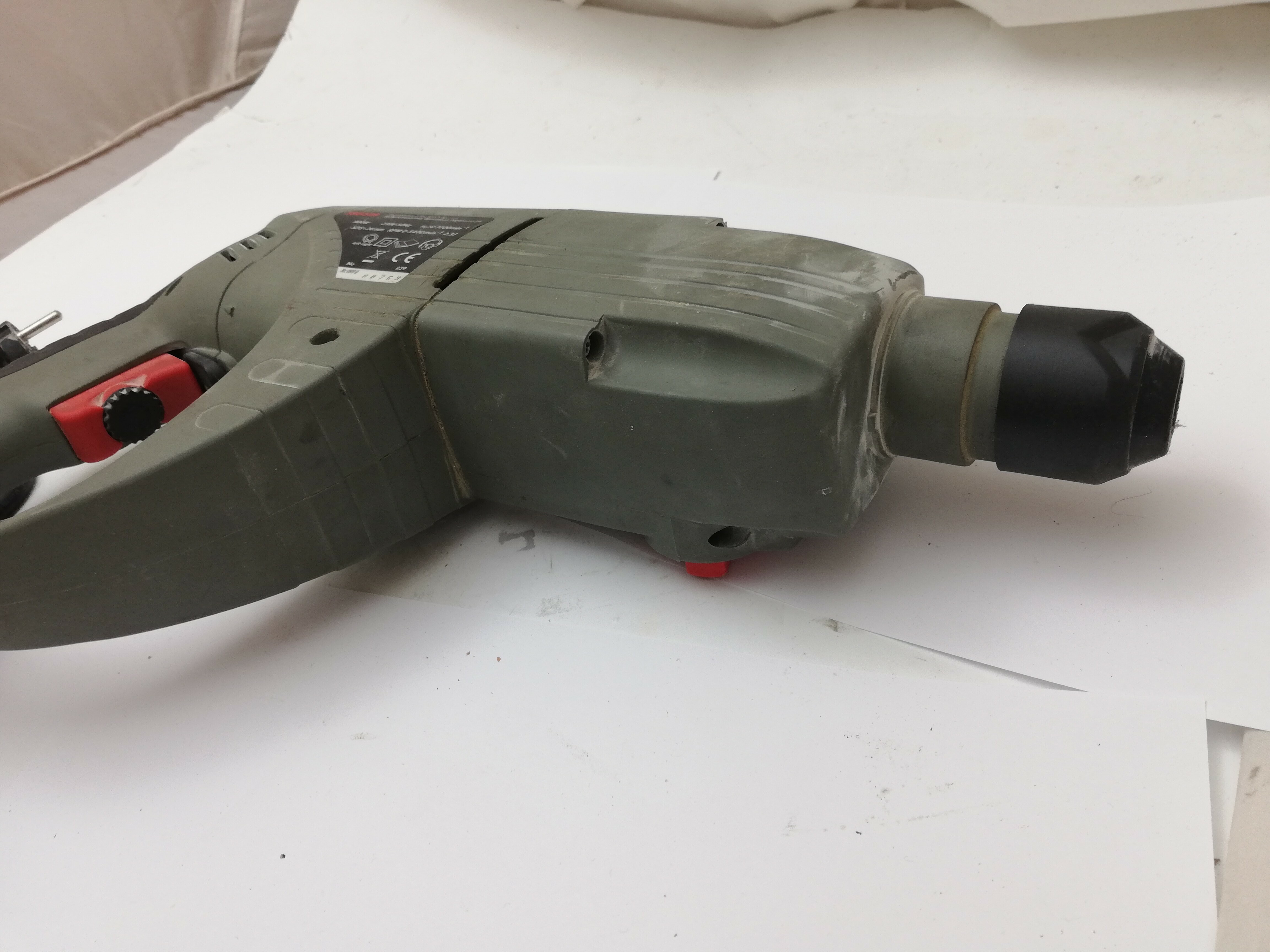 mlotowiertarka-graphite-58g509-walizka-marka-graphite