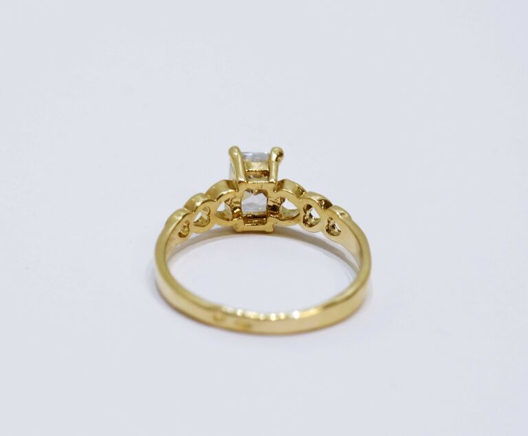 zloty-pierscionek-z-cyrkonia-r19-585-14k-material-15835-2