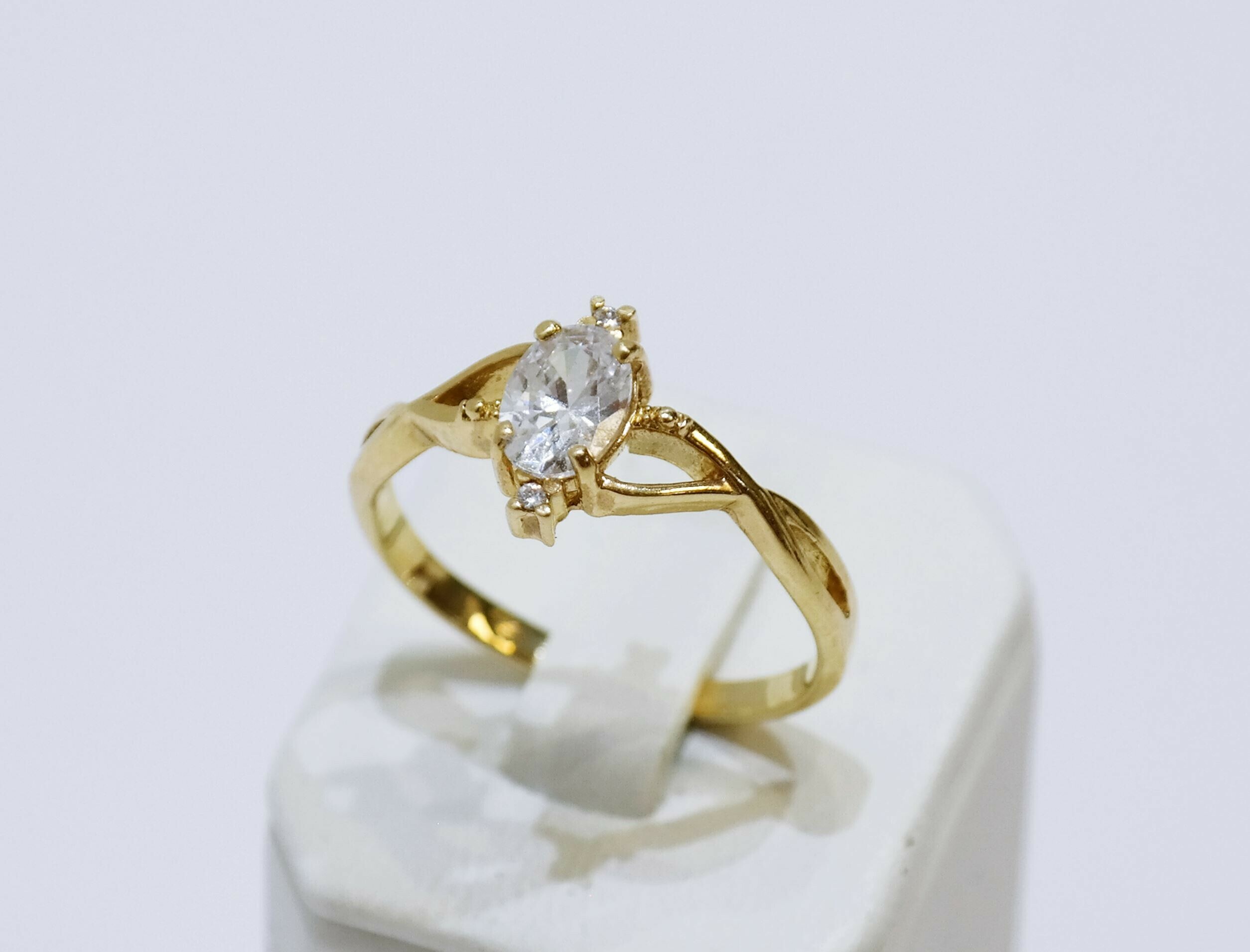 zloty-pierscionek-z-cyrkonia-r-18-pr585-14k-marka-248811-958954