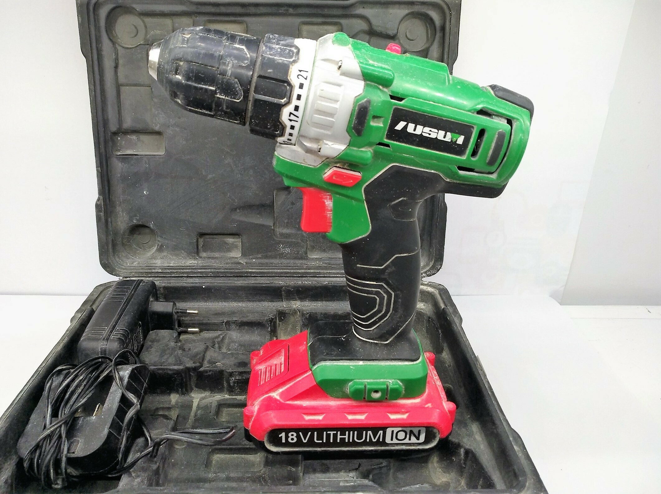 wkretarka-akumulatorowa-iusui-18v-zestaw-zasilanie-akumulatorowe