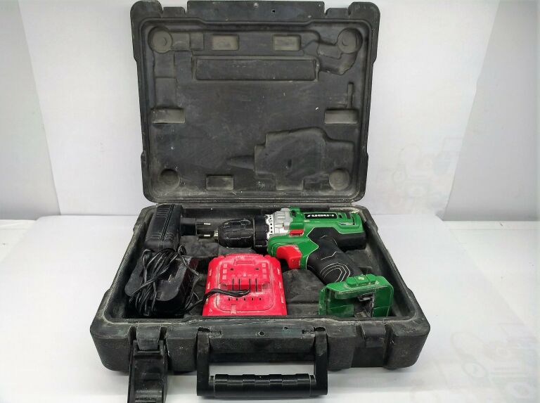 wkretarka-akumulatorowa-iusui-18v-zestaw-stan-uzywany