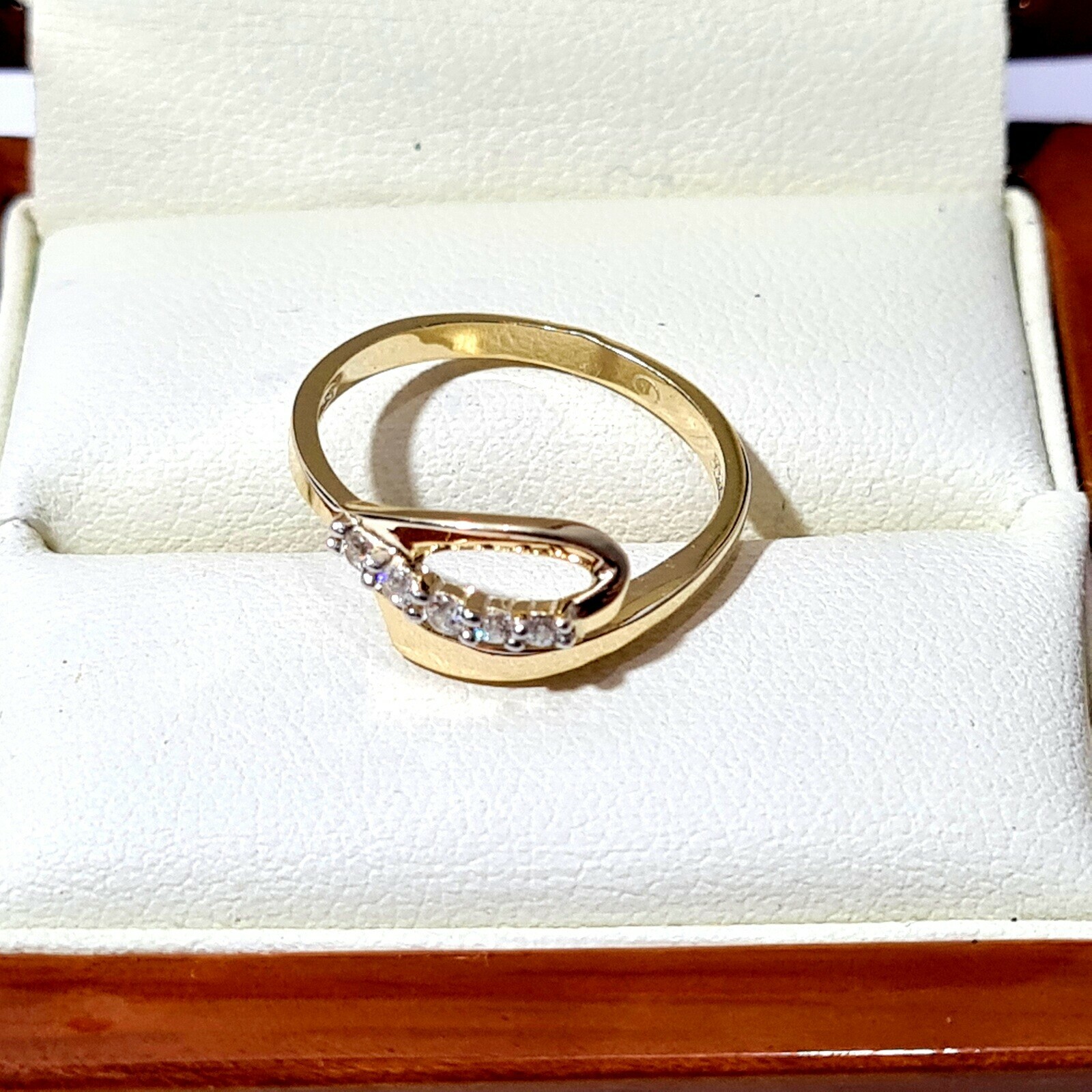 sliczny-zloty-pierscionek-briju-333-149g-r12-material-zloto