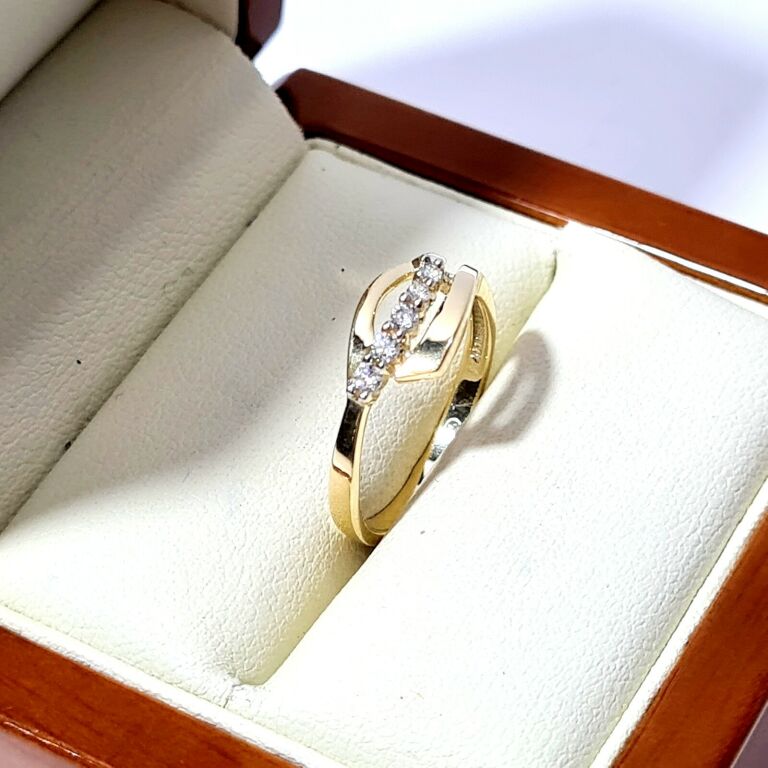 sliczny-zloty-pierscionek-briju-333-149g-r12-marka-briju