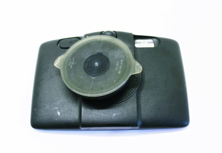 nawigacja-tomtom-4en52-z1230-stan-uzywany