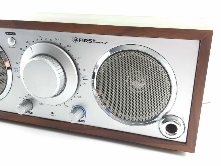 KLASYCZNE RADIO DREWNO STYL RETRO FIRST AUSTRIA