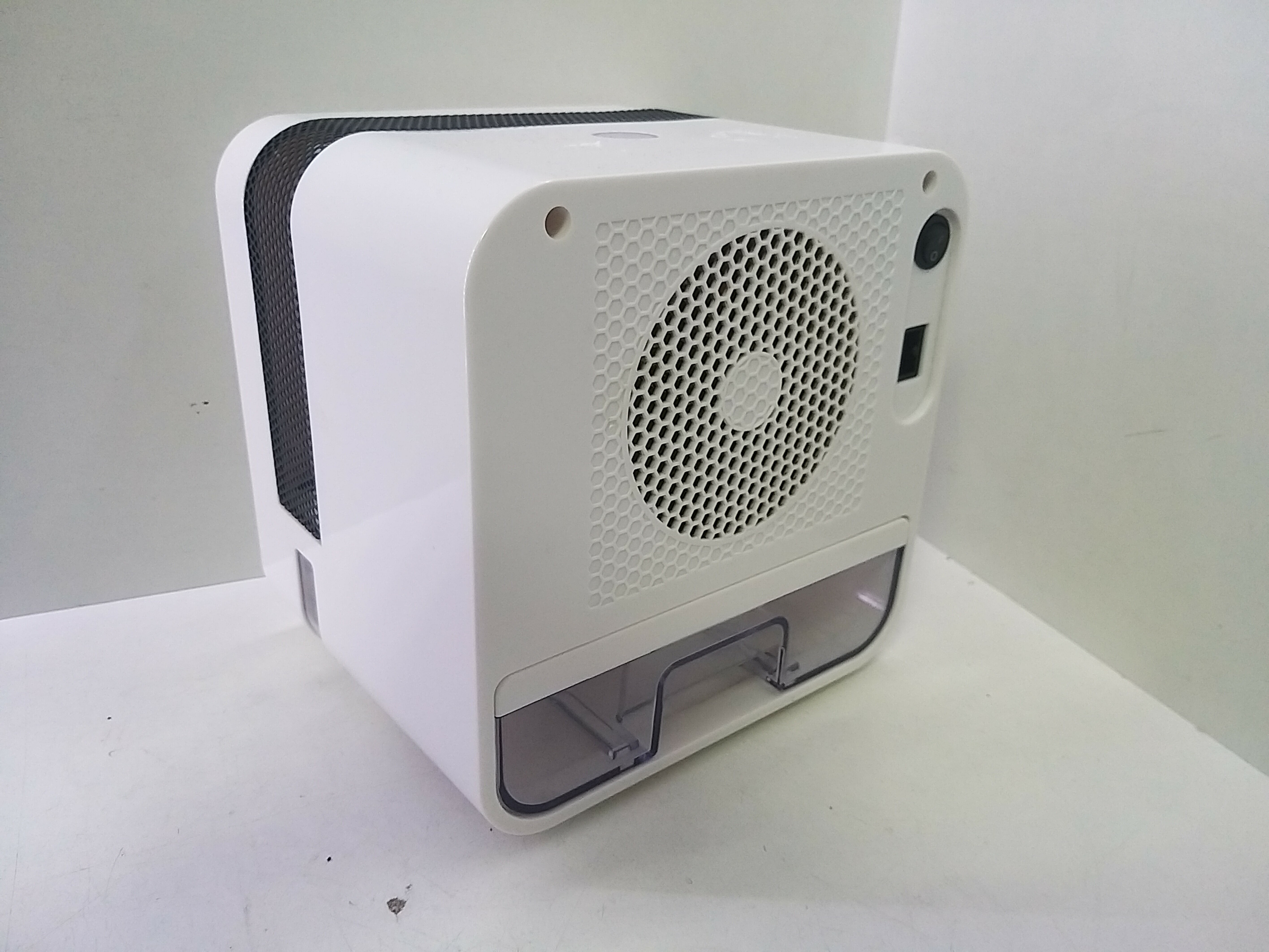 osuszacz-powietrza-iqube-marka-freshair