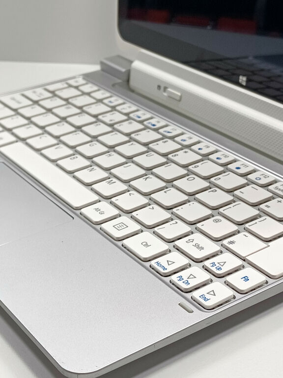 TABLET 2W1 ACER ICONIA W510 KD1 Z2760