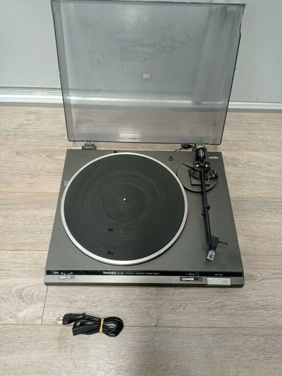 GRAMOFON TECHNICS SL-B31