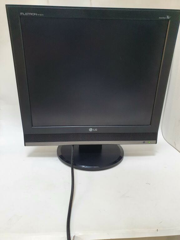 MONITOR LG FLATRON M1921A
