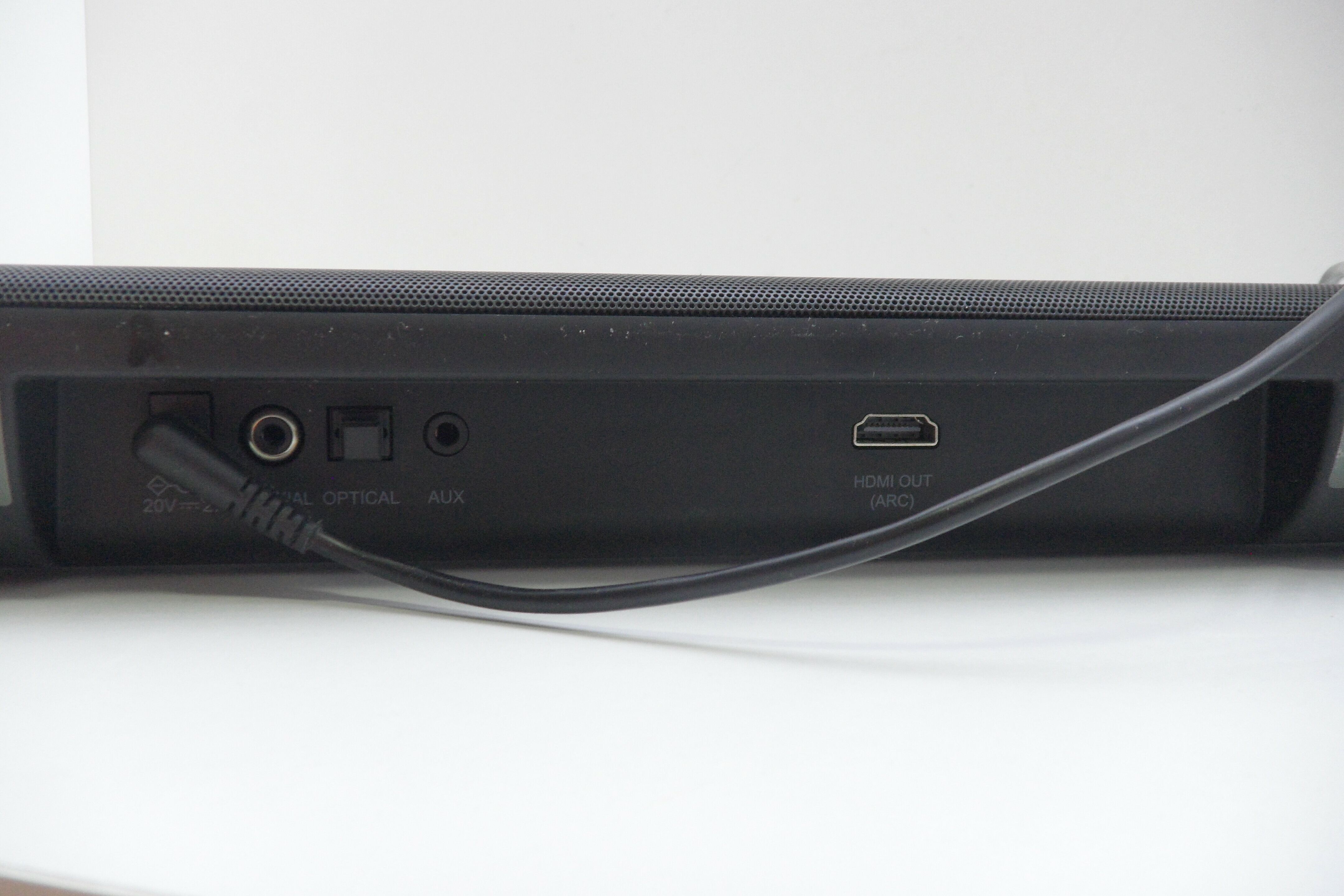 soundbar-hitachi-axs240btu-glosnik-sobufer-system-dzwieku-21