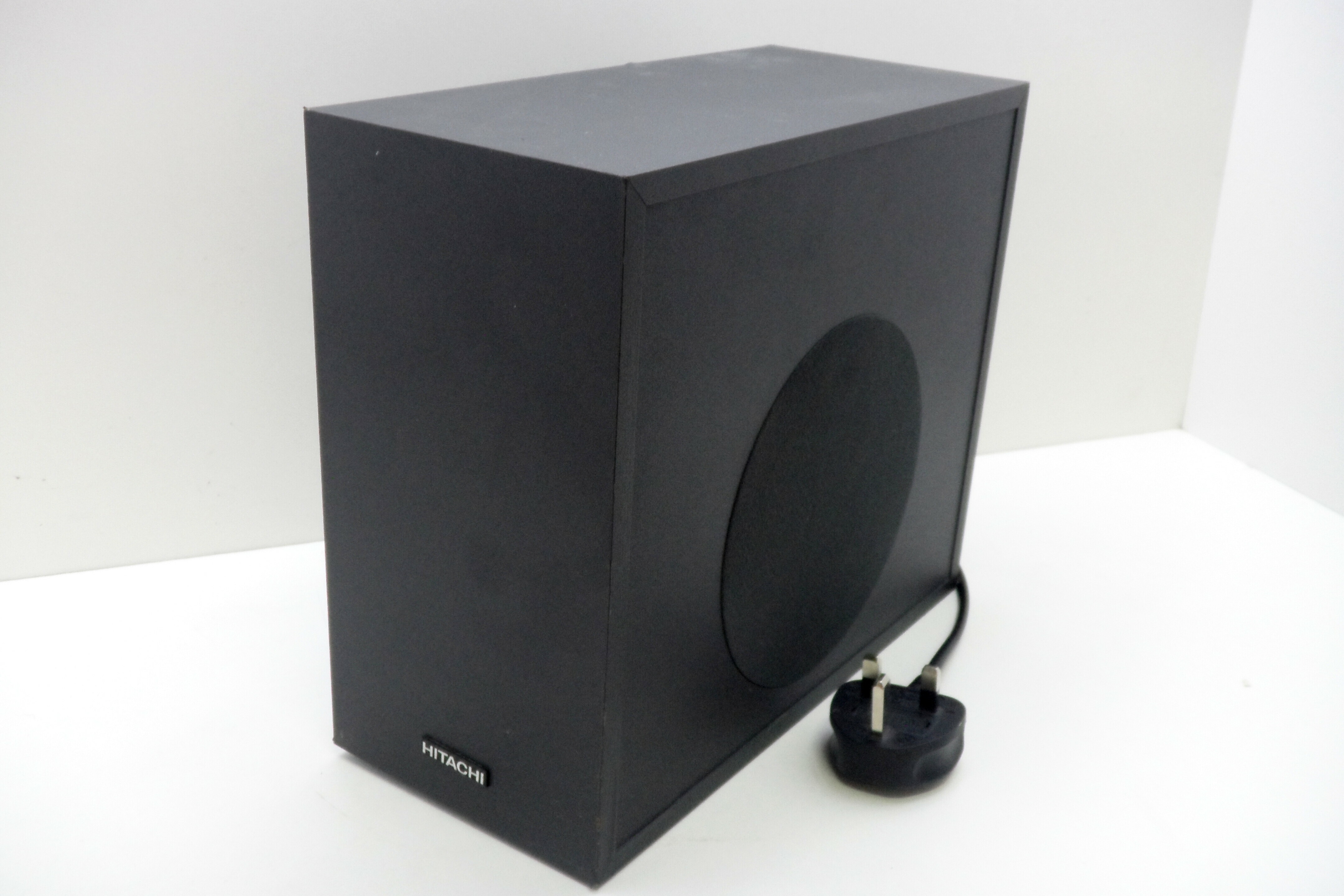 soundbar-hitachi-axs240btu-glosnik-sobufer-kolor-czarny