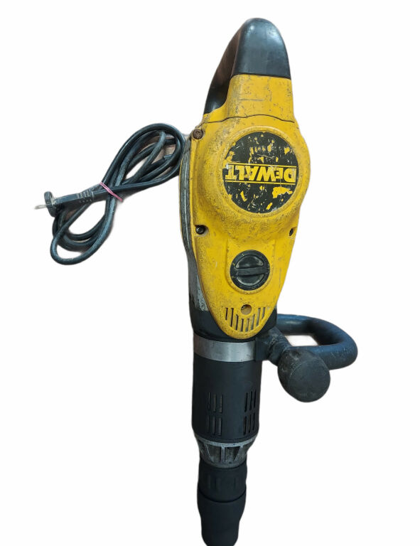 MŁOT WYBURZENIOWY DEWALT D25900-QS