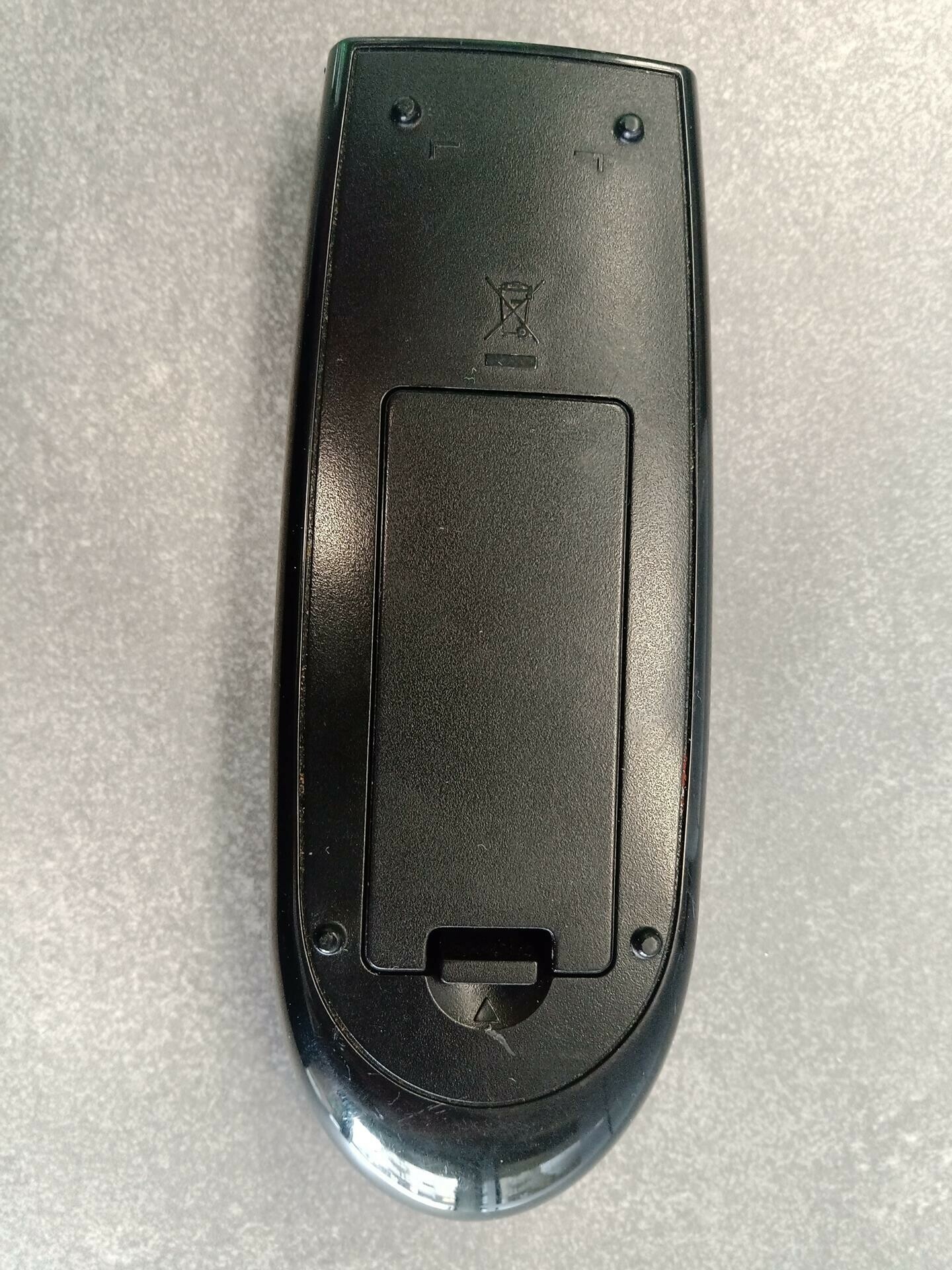 soundbar-samsung-subwoofer-ht-ws1-z-pilotem-opis-marka-samsung