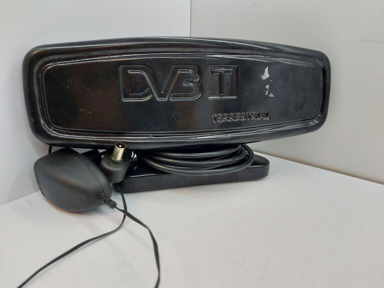 ANTENA DVB T LAMBDA A2012