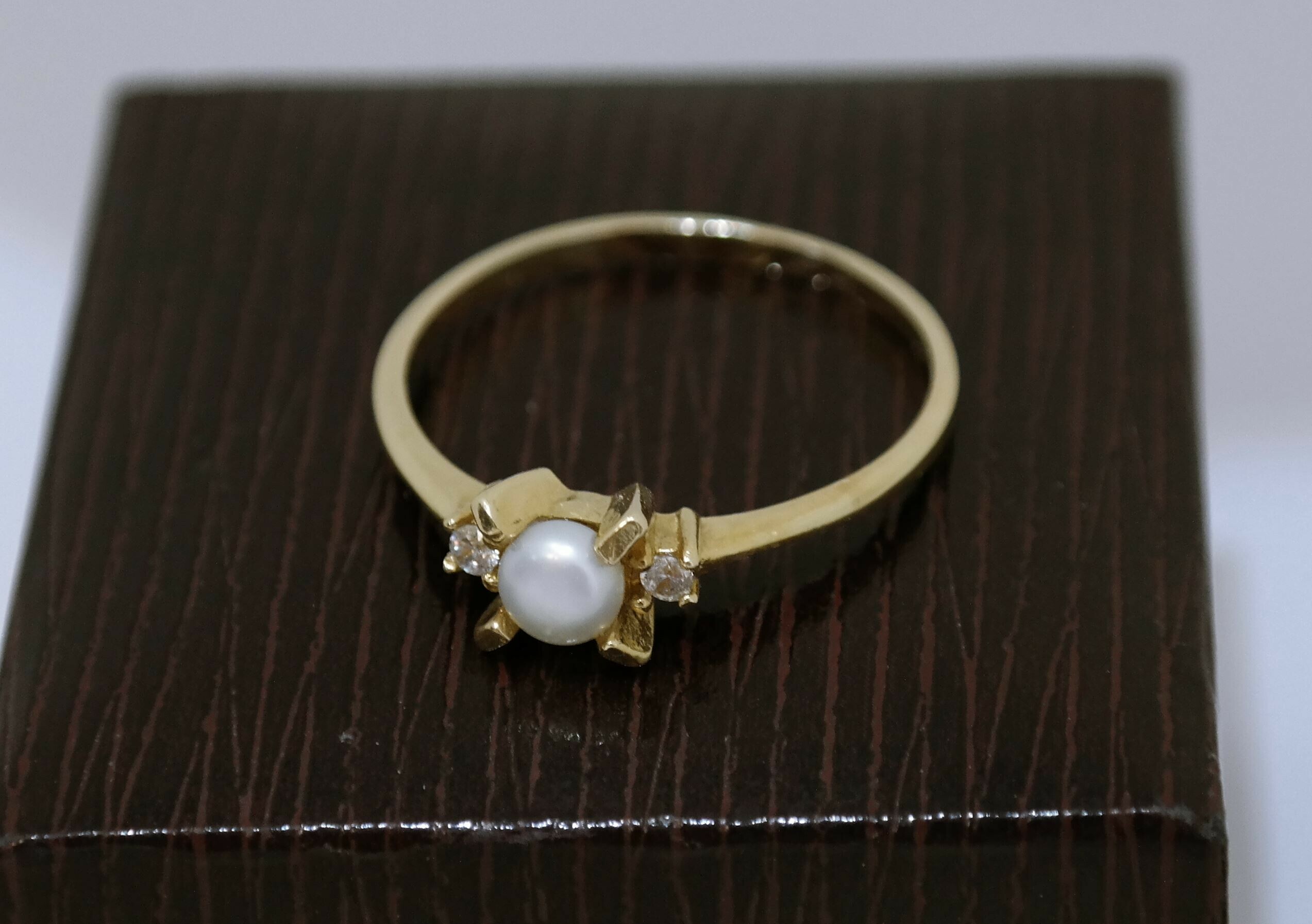 zloty-pierscionek-z-kamieniem-r24-pr-585-14k-material-15835-2