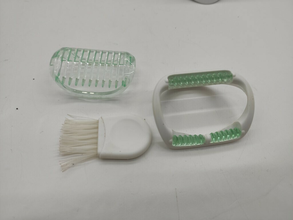 depilator-philips-satinelle-advanced-bre62000-kolor-dominujacy-bialy