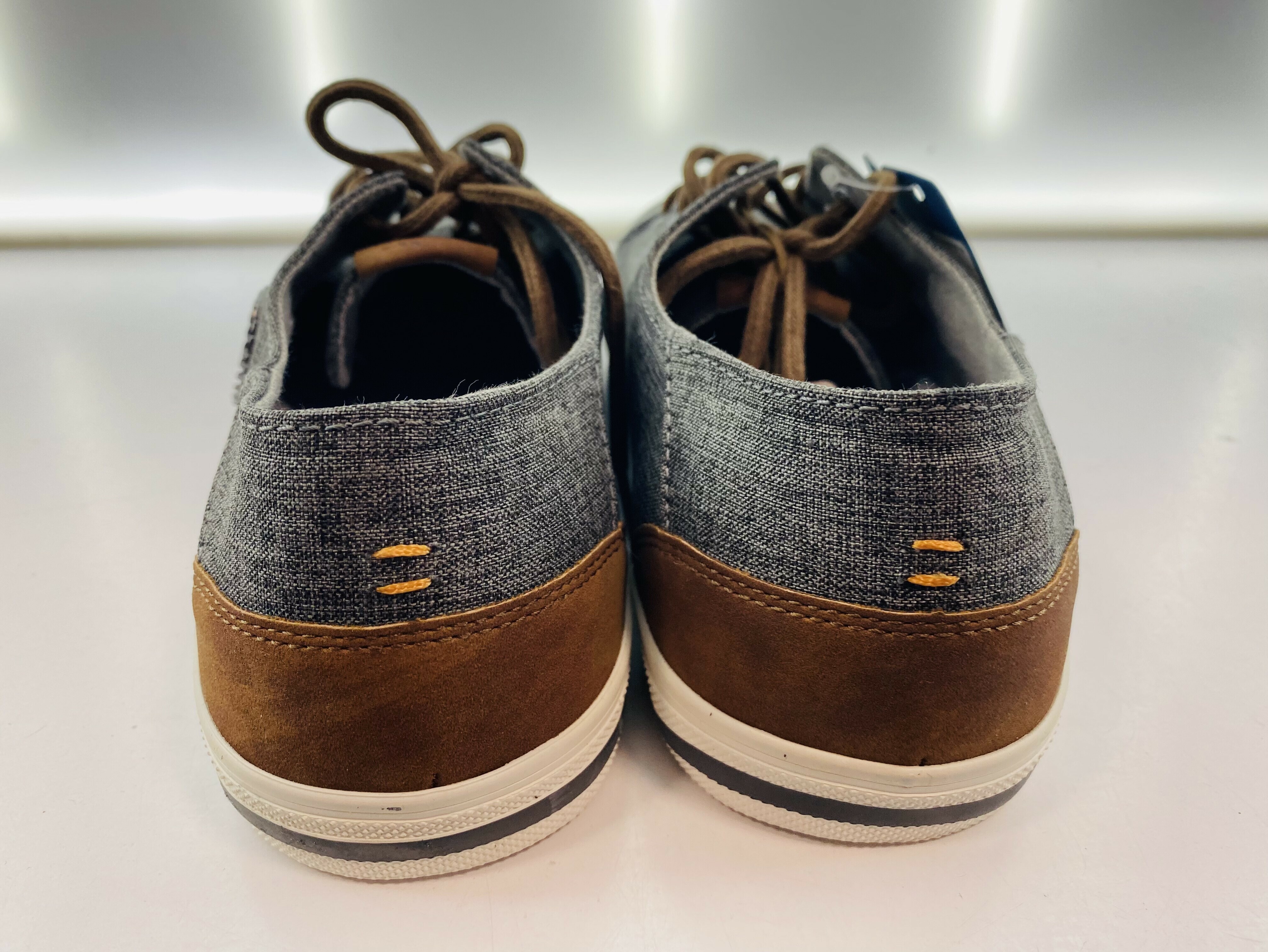 oryginalne-trampki-bugatti-rozm43-dlugosc-wkladki-275