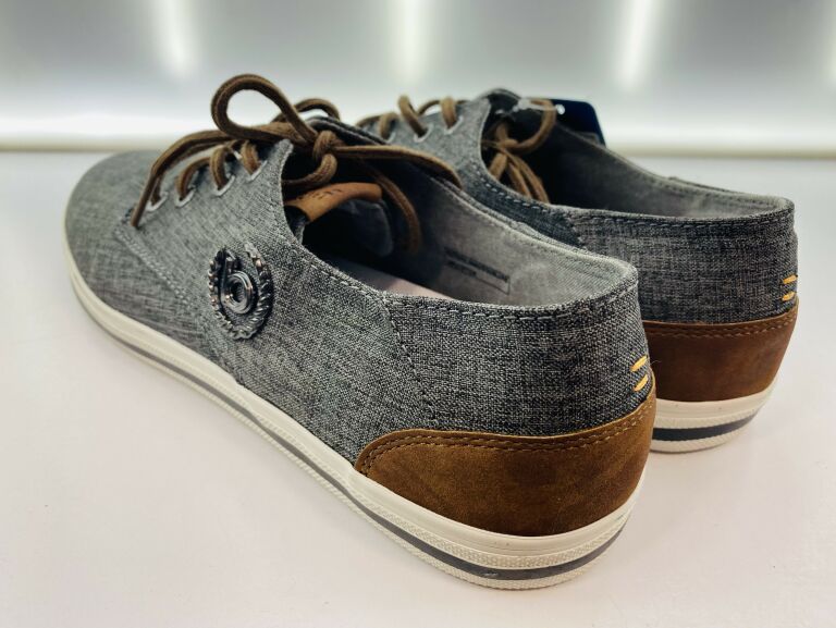 oryginalne-trampki-bugatti-rozm43-kolor-brazowy