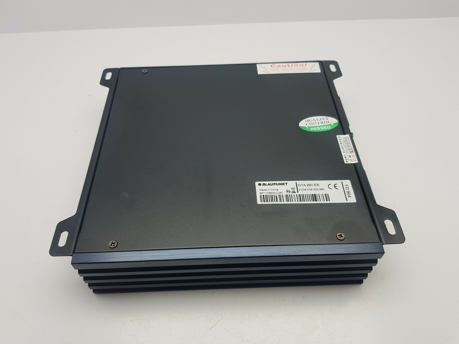 wzmacniacz-blaupunkt-gta-260-es-2x60w-komplet-gw-kod-producenta-gta-260-es