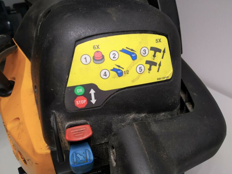 PIŁA HUSQVARNA SE-561 82