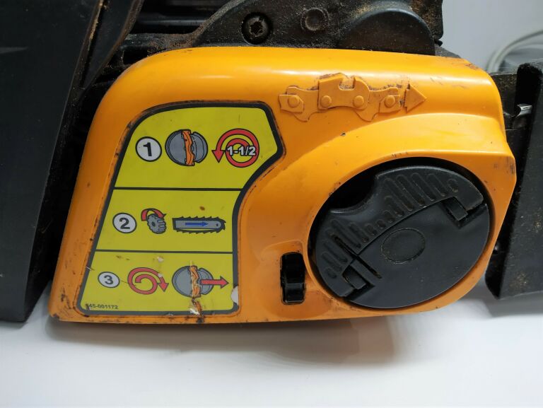 PIŁA HUSQVARNA SE-561 82