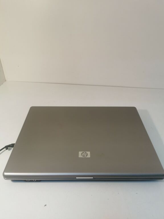 LAPTOP HP 6720S DZIAŁA TYLKO NA ŁADOWARCE