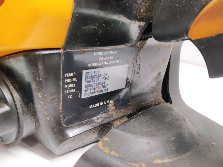PIŁA HUSQVARNA SE-561 82
