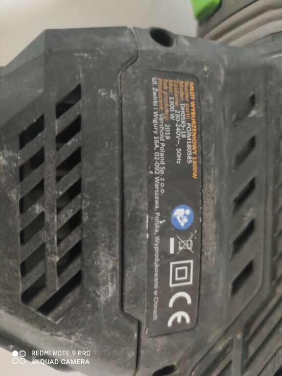 mlot-wyburzeniowy-niteo-tools-1300w-walizka-moc-1300