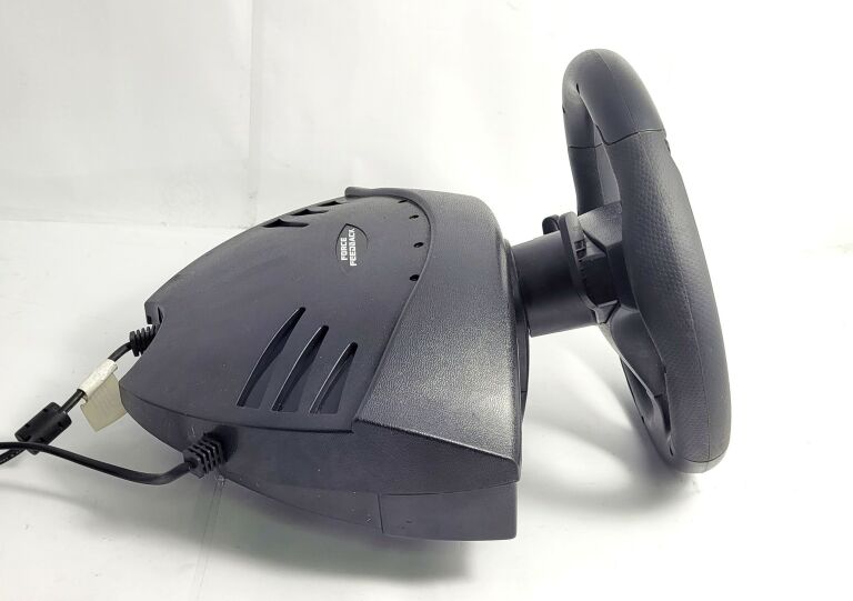 kierownica-thrustmaster-t100-force-feedback-kod-producenta-thrustmaster