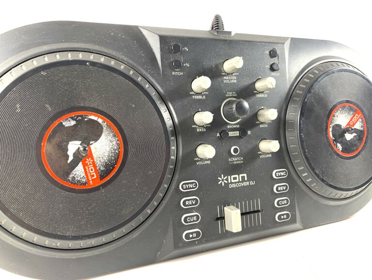 KONTROLER DJ KONSOLA MIKSER ION DISCOVER DJ
