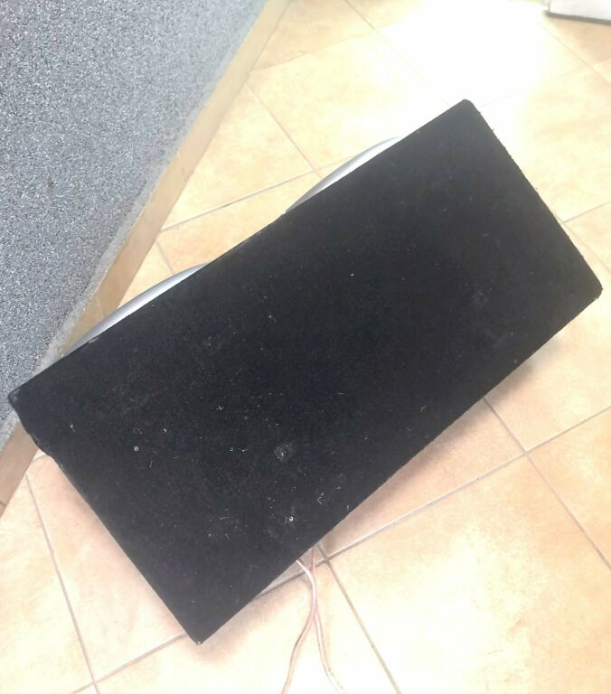 TUBA SAMOCHODOWA 2X 1600W