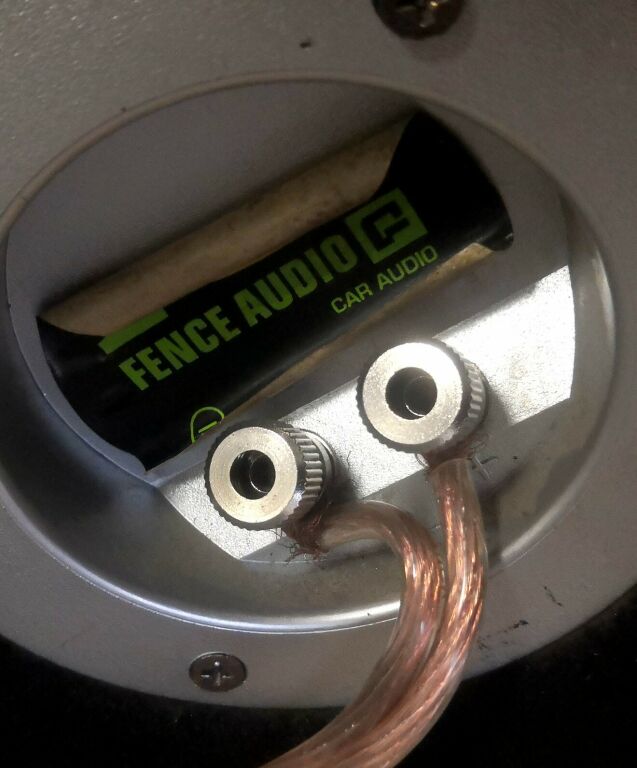 TUBA SAMOCHODOWA 2X 1600W