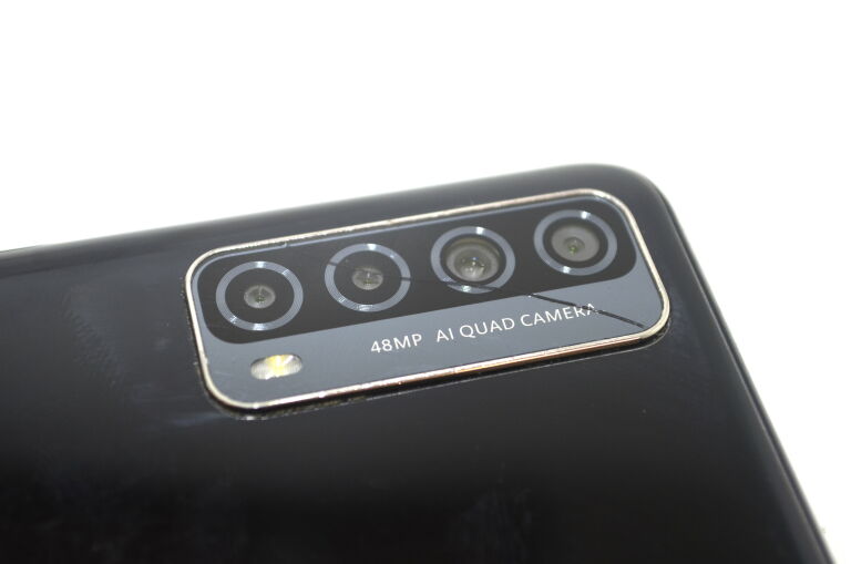TELEFON HUAWEI P SMART 2021 OPIS!!
