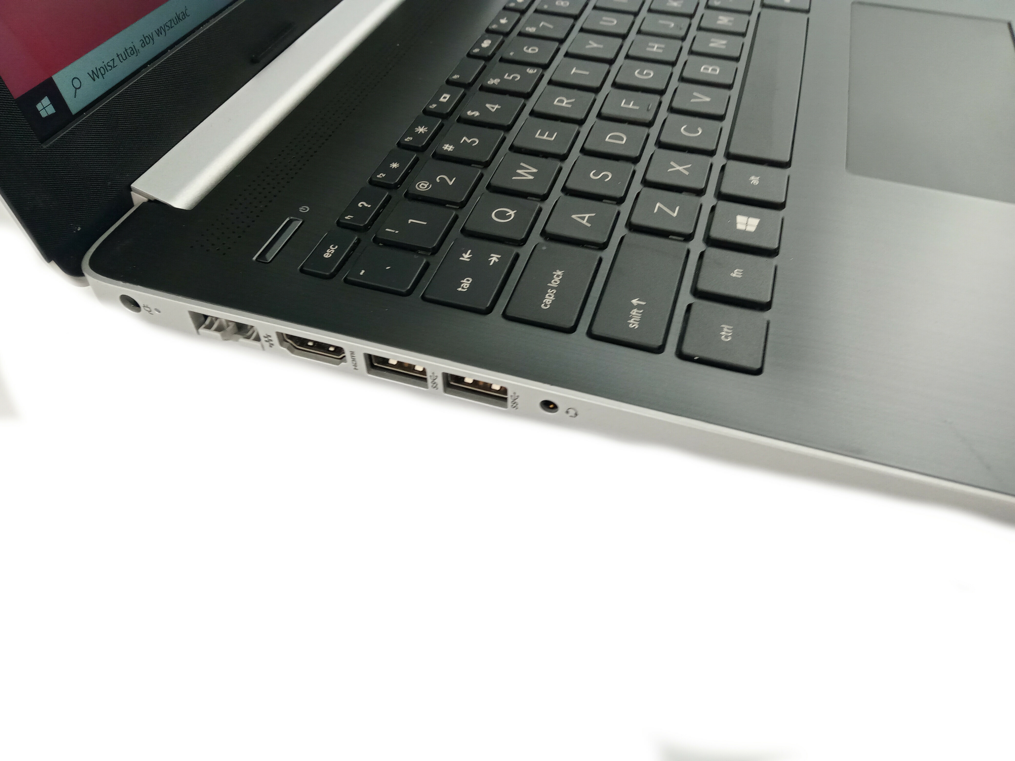 hp-15-db1066nw-ryzen-7-3700u-16gb-ram-512gb-ssd-rozdzielczosc-px-1920-x-1080