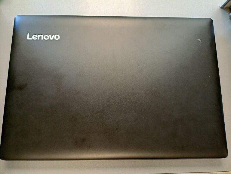 LENOVO IDEAPAD 330-15IKB 8GB RAM 256GB SSD WIN10